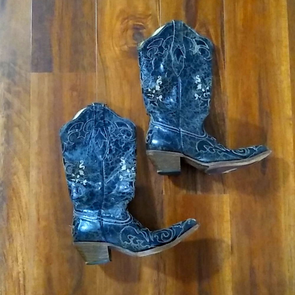 Cowboy boots